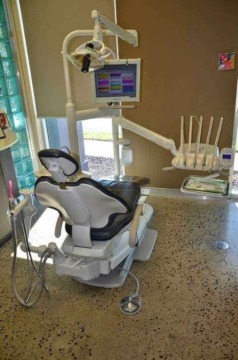 Photo: Dr. Nick Tolis (Dentist)
